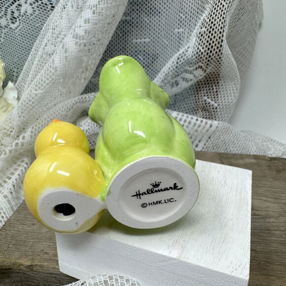 Vintage Hallmark Porcelain Vase w/ Chick Green Yellow 3" - Picture 5 of 6
